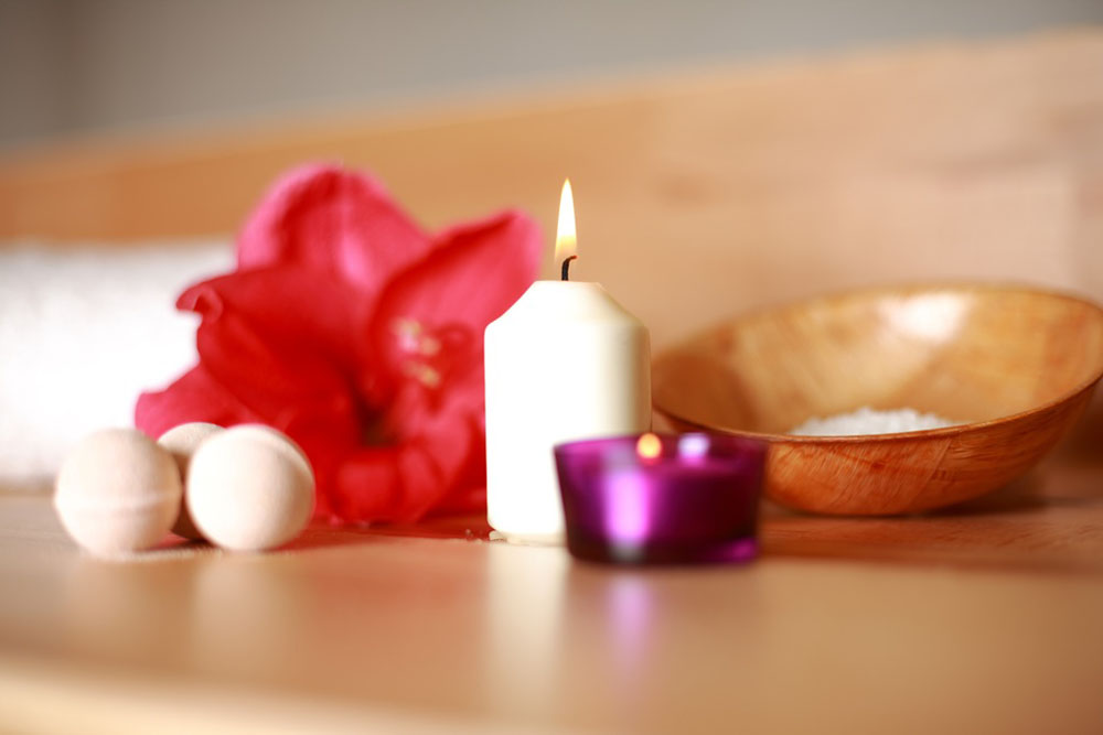 Candle Massage, a técnica de massagem que reduz o estresse e as tensões